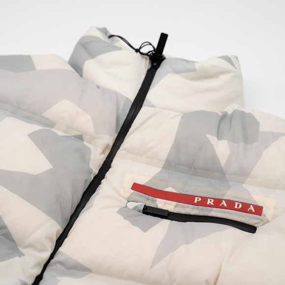 size M Prada Marble Camo Down Jacket Puffer Linea Rossa White Grey - Picture 4 of 10